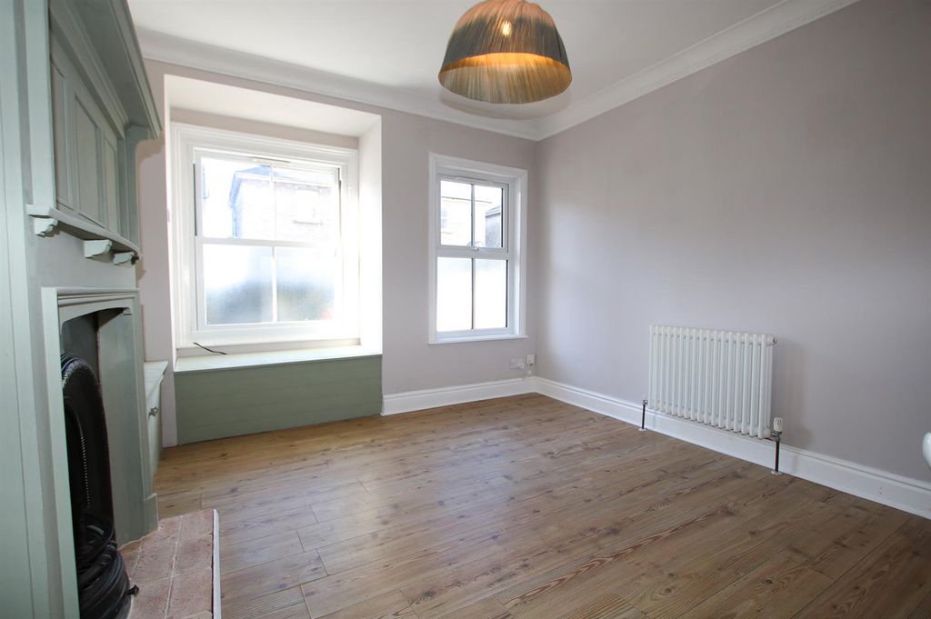 Property photo 3 of 14 Img_2477.Jpg