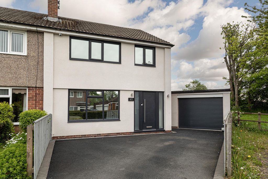 Property photo 1 of 31 003.Jpg