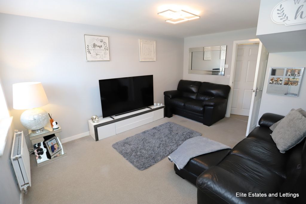 Property photo 2 of 16 06-Img_9740