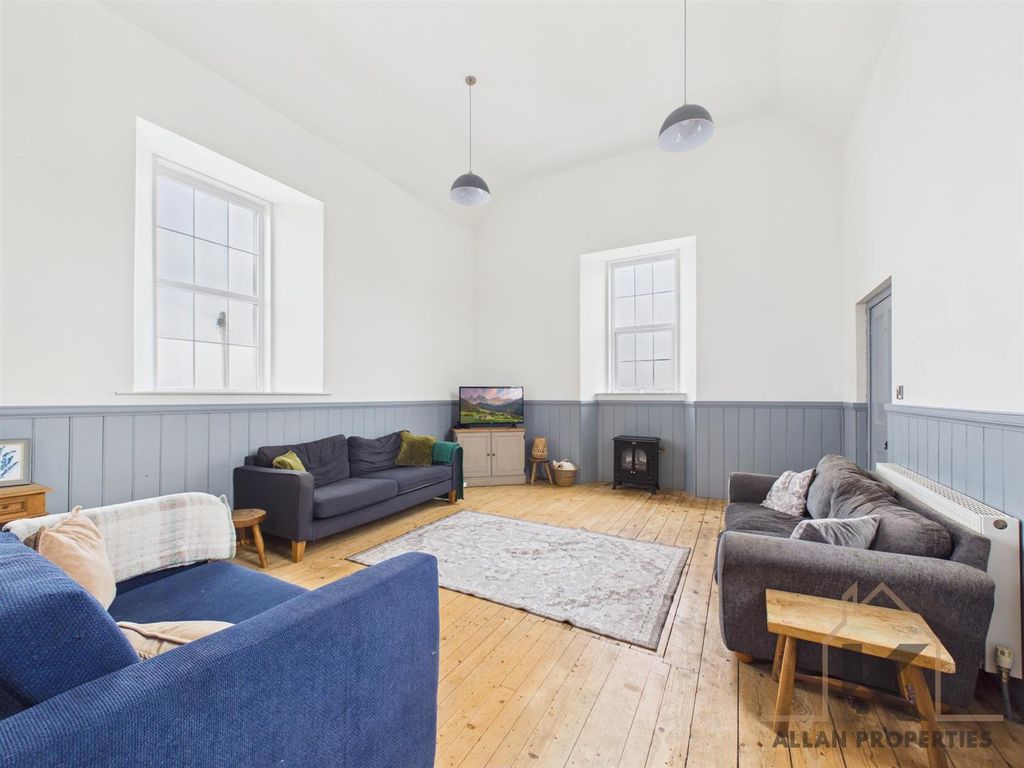 Property photo 3 of 26