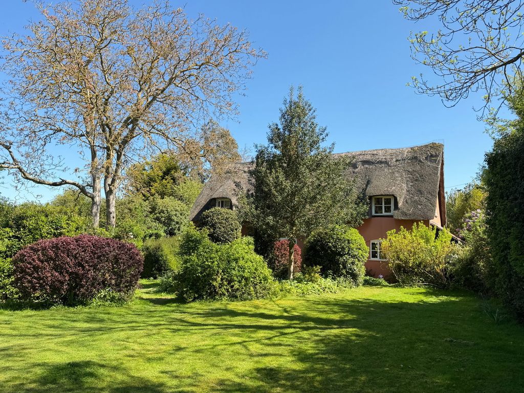 Property photo 1 of 37