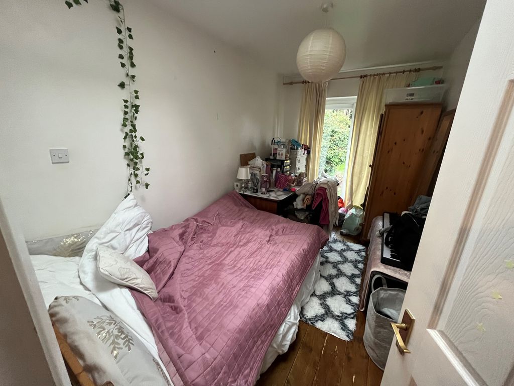 Property photo 3 of 13 Bedroom 2