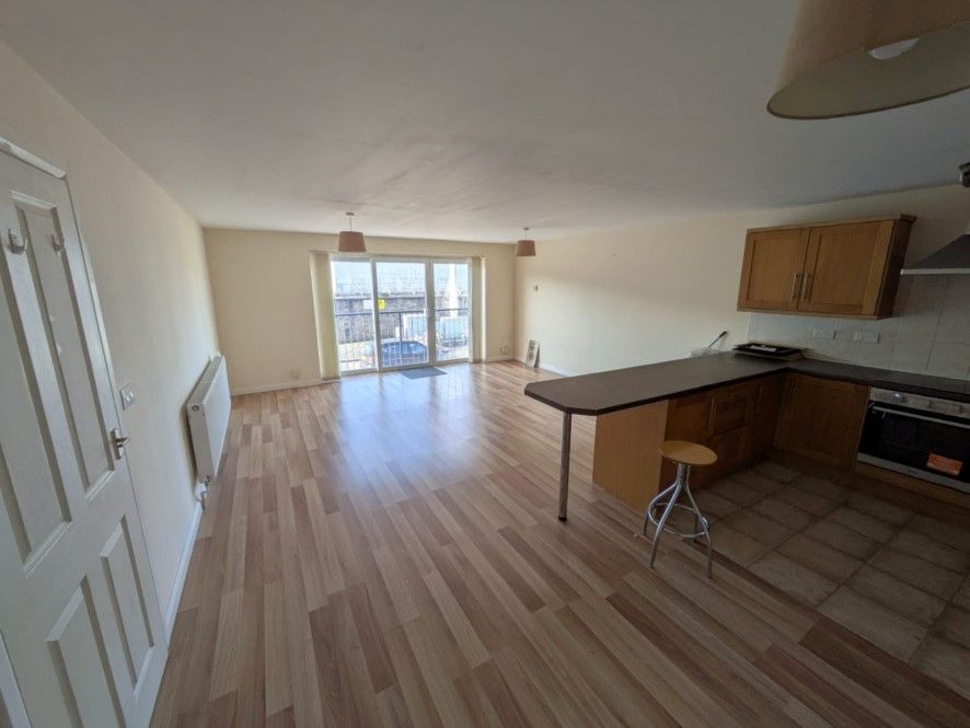 Property photo 3 of 8