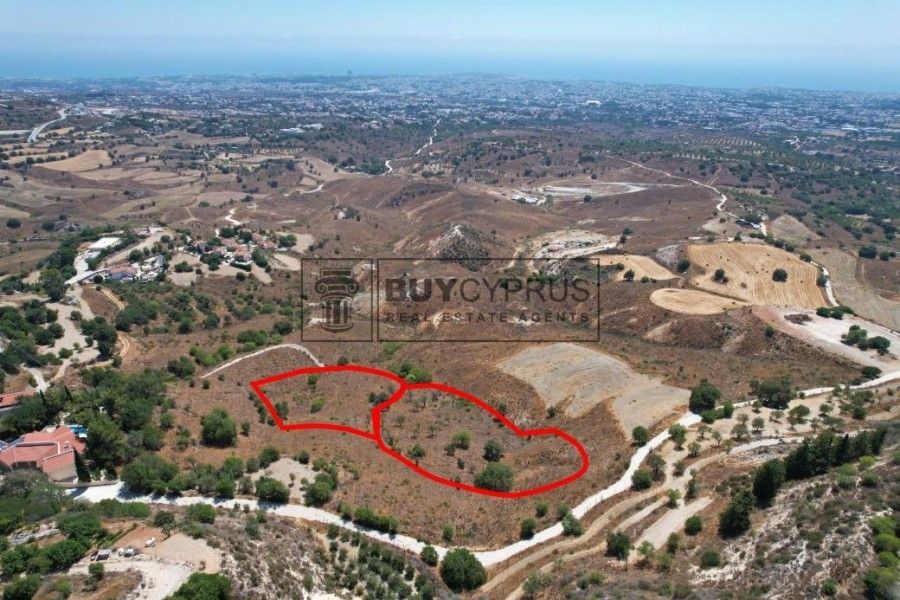 Property photo 3 of 3
