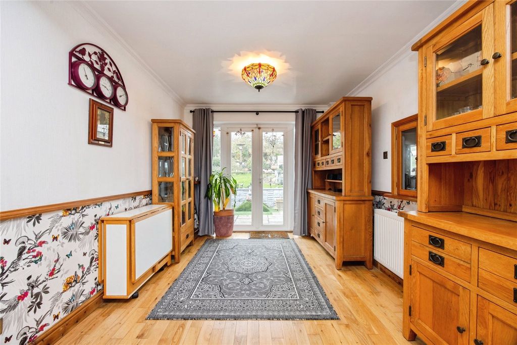 Property photo 3 of 18 Picture No. 24