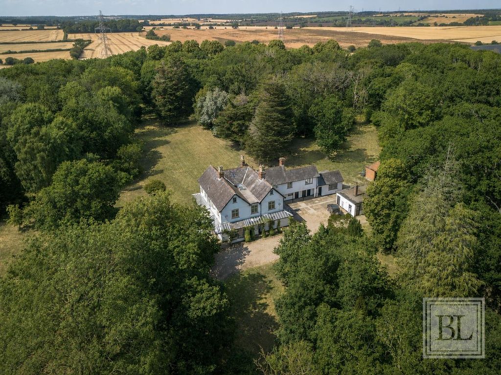 Property photo 1 of 39