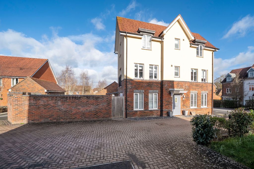 Property photo 1 of 20