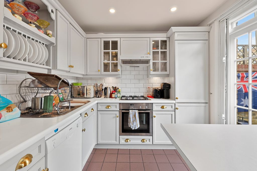 Property photo 2 of 17 Pbox-Img.Jpg