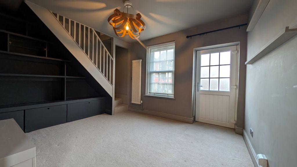 Property photo 2 of 7 Picture 2