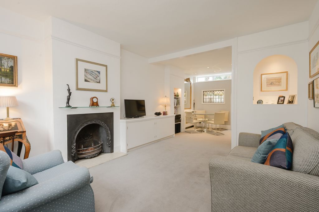 Property photo 2 of 11 Picture No. 17