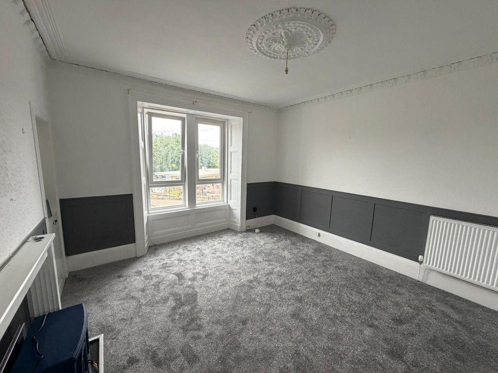 Property photo 2 of 19 02.Jpg