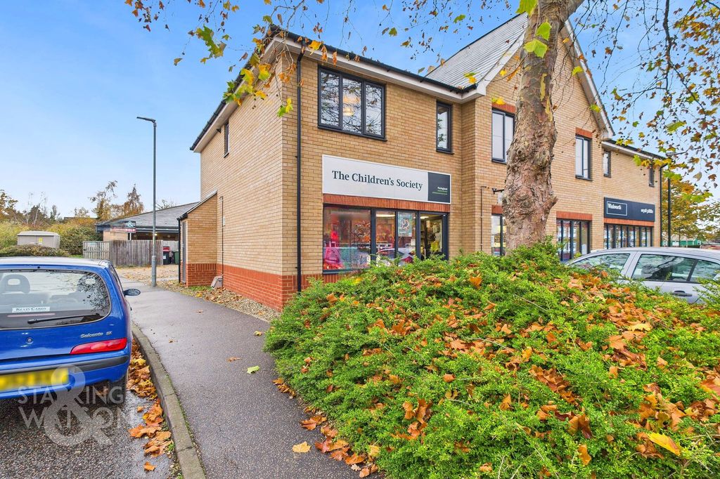 Property photo 1 of 14