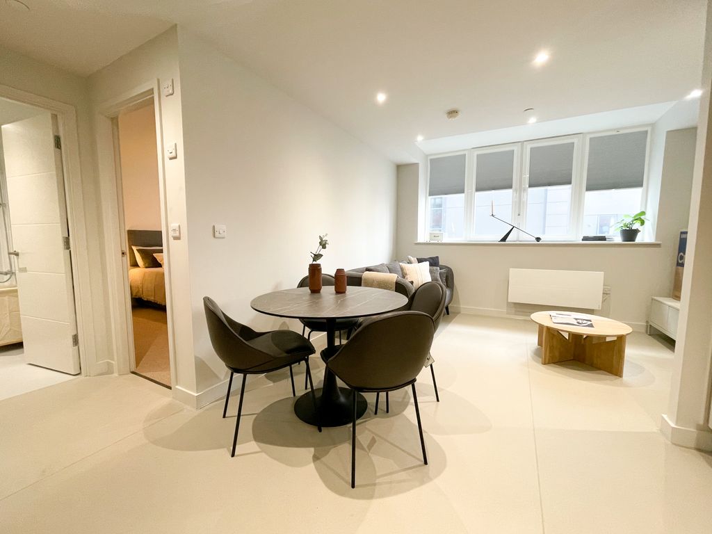 Property photo 2 of 29