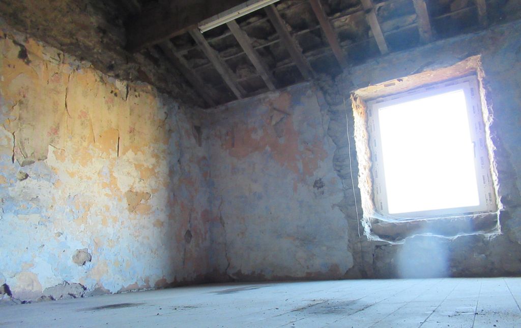 Property photo 3 of 4 Internal - Cottage
