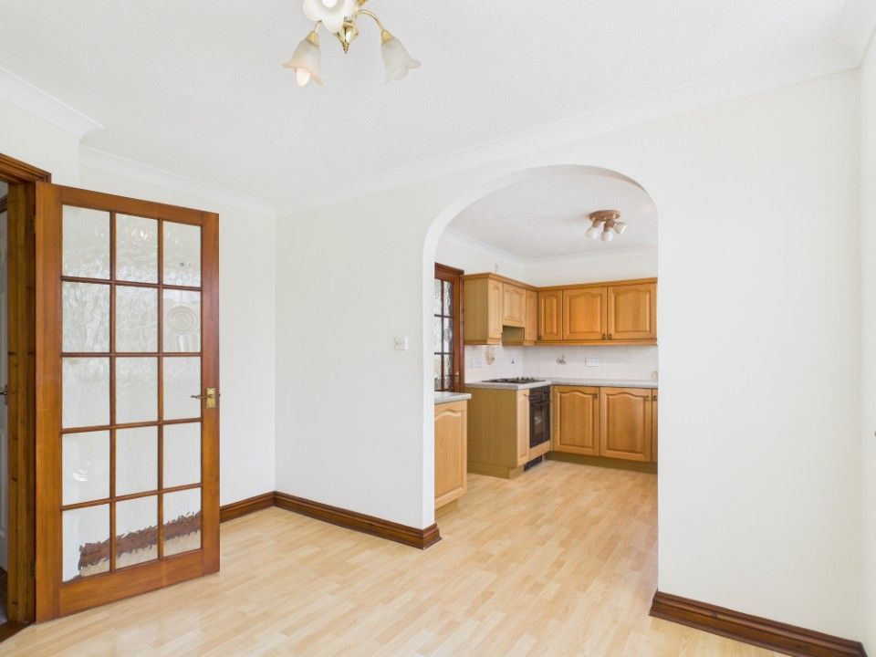 Property photo 2 of 29