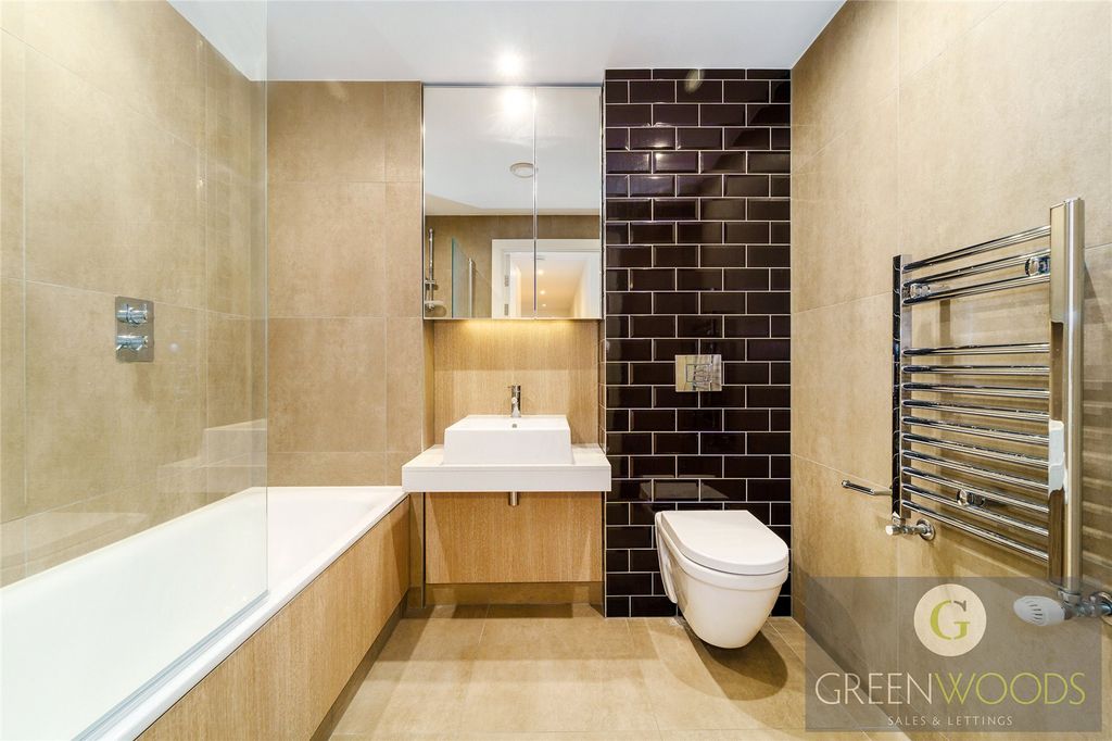 Property photo 3 of 13 Picture No. 05