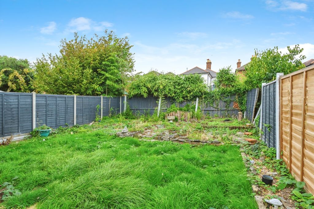 Property photo 2 of 17 Photo