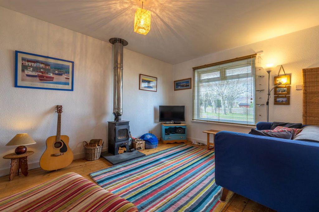 Property photo 2 of 16