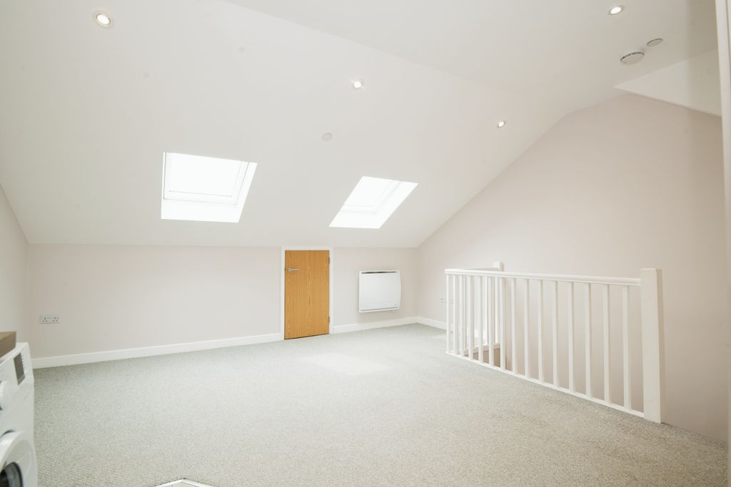 Property photo 2 of 10 2