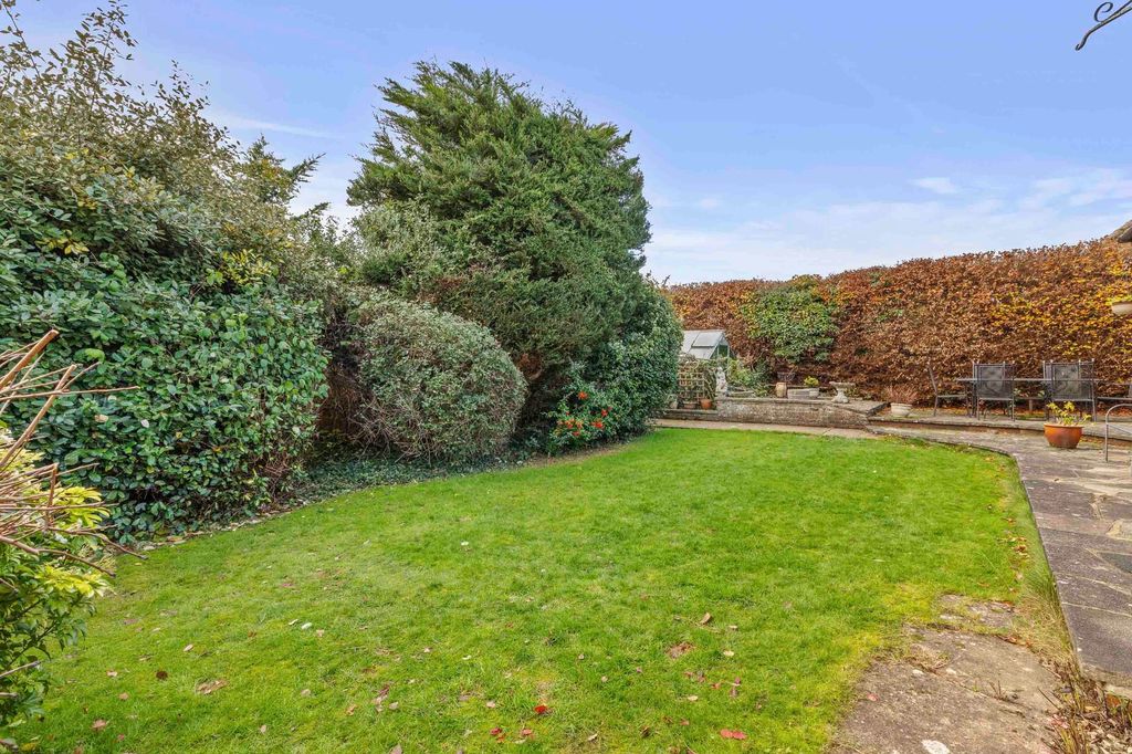 Property photo 3 of 13