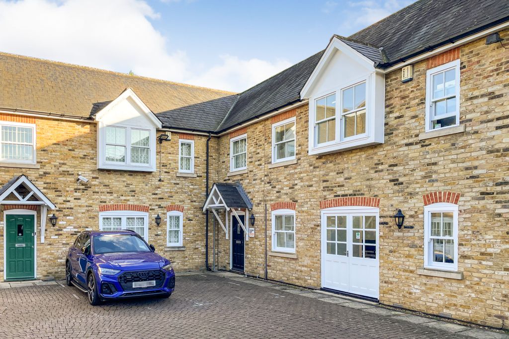 Property photo 1 of 4 Unit 2 St John's Mews, 13 St John's Road, Hampton Wick, Surrey, Kt1 4An