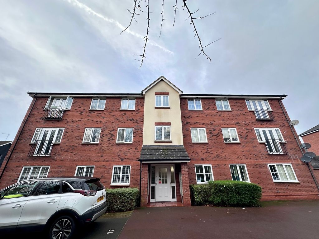 Property photo 1 of 8