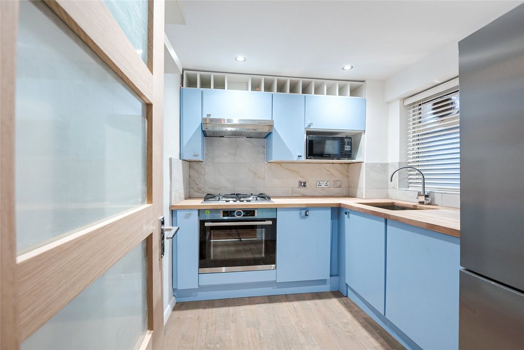 Property photo 2 of 7 Picture No. 03