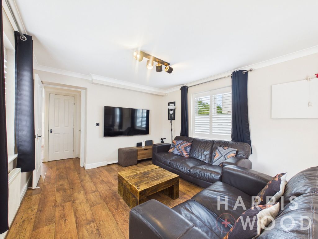 Property photo 3 of 37 4669455