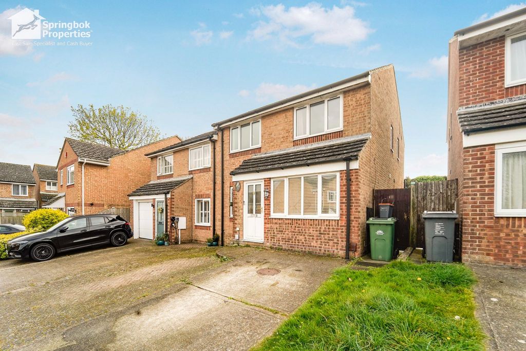 Property photo 1 of 20 Front View