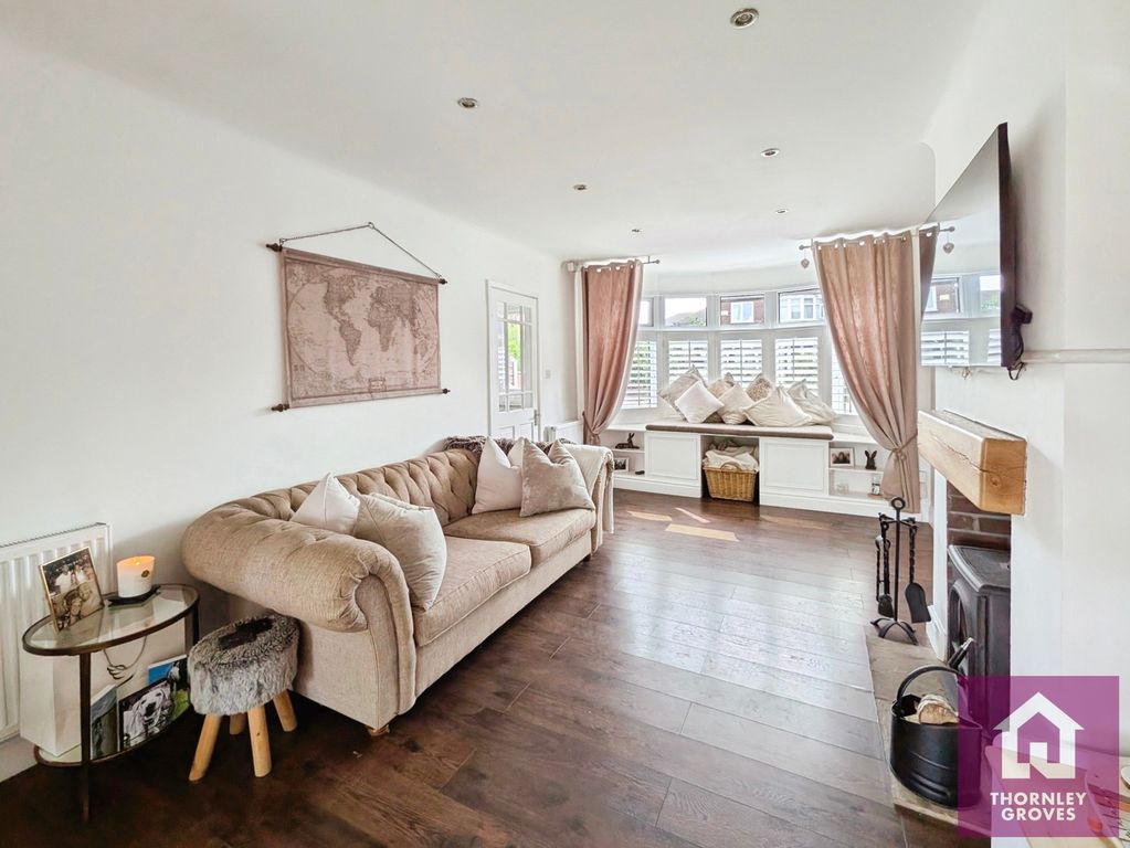 Property photo 2 of 21 Pbox-Img.Jpg
