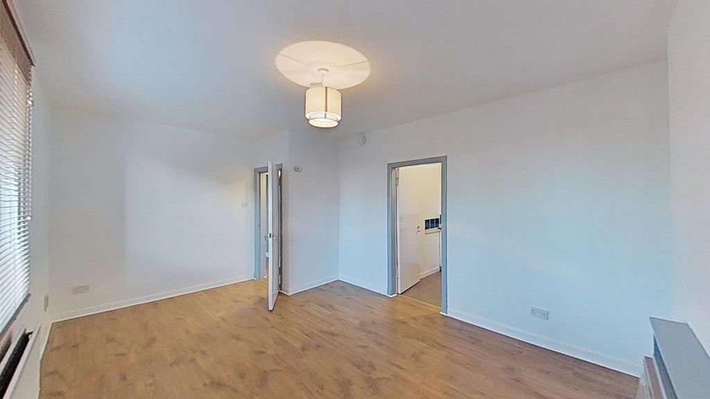 Property photo 1 of 21 Photo 1