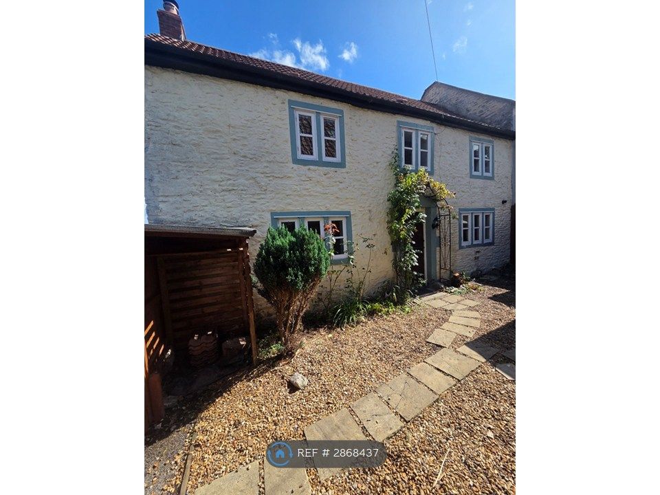 Property photo 3 of 32