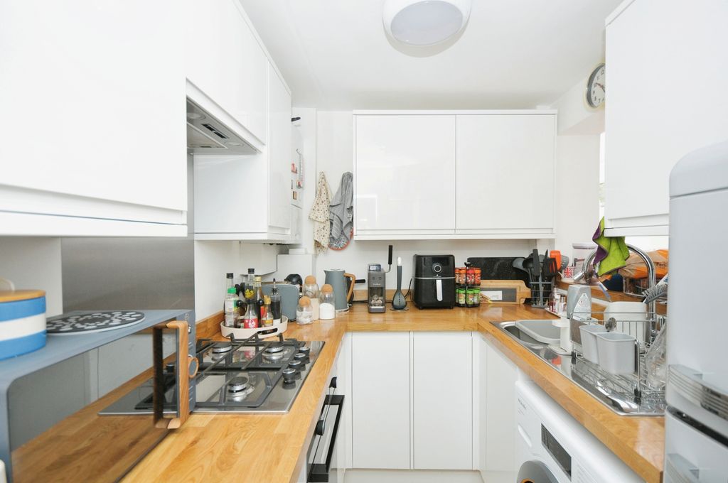 Property photo 3 of 13 Photography