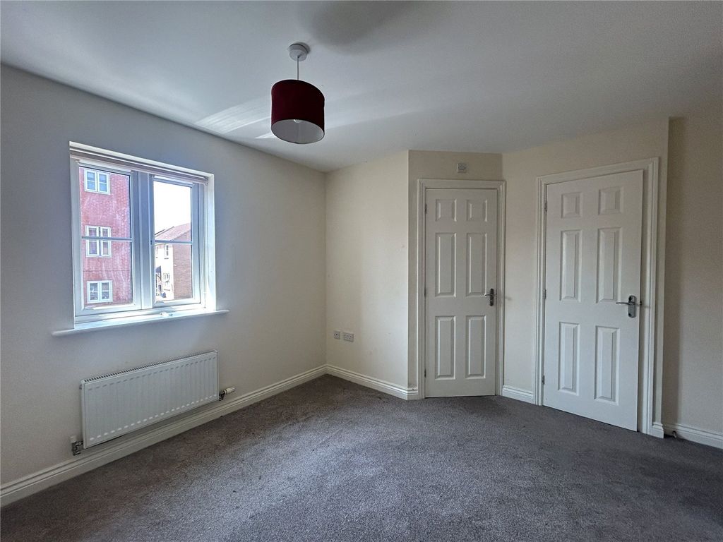 Property photo 3 of 10 Picture No. 23