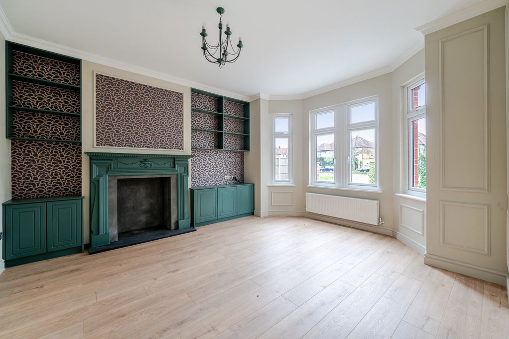 Property photo 2 of 18 Picture No. 58