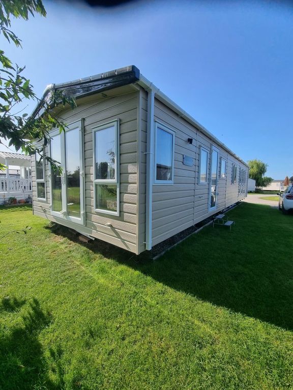 Property photo 1 of 9 1