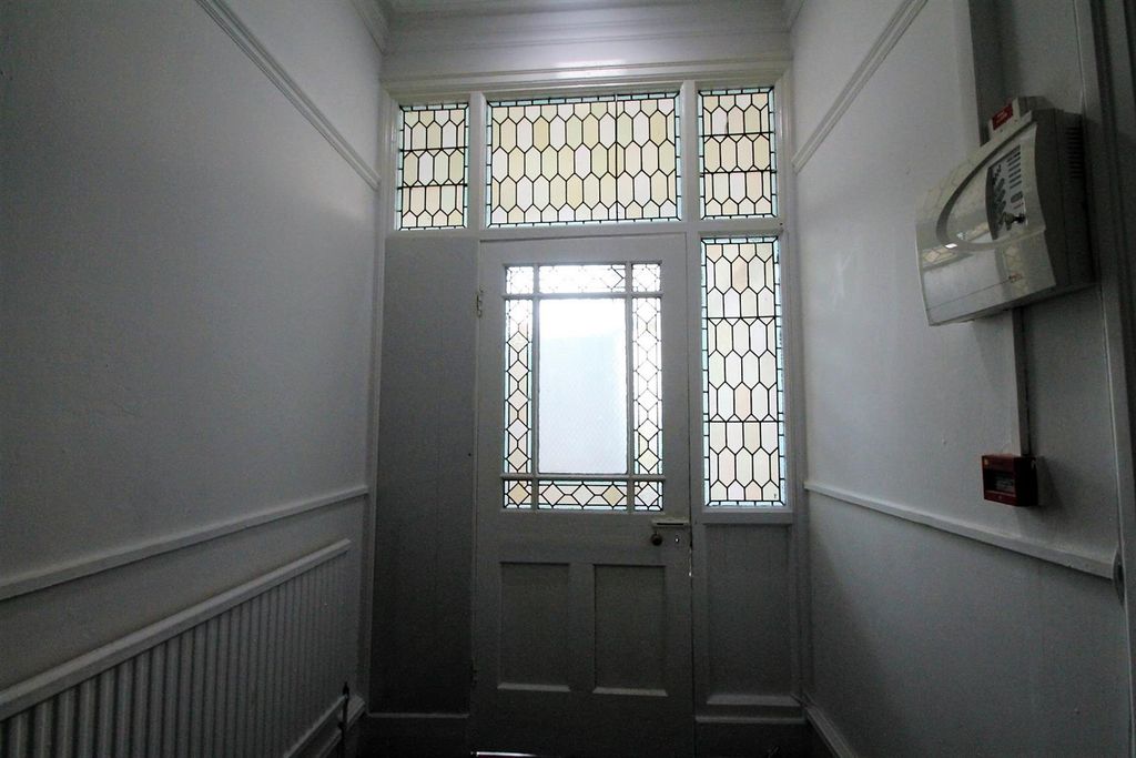 Property photo 3 of 9 6.Jpg