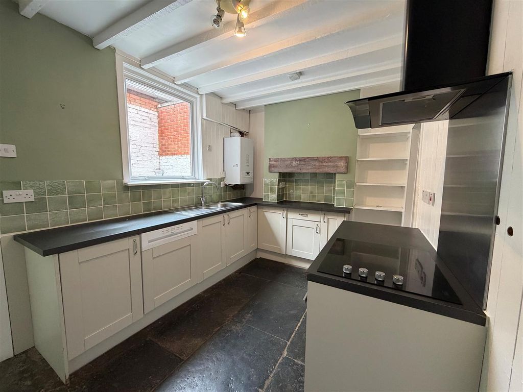 Property photo 2 of 7 Kitchen.Jpg