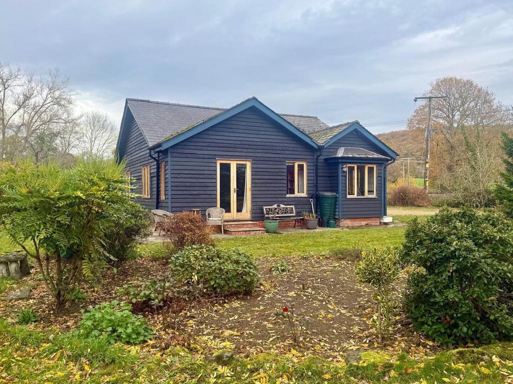 Property photo 1 of 22 Front Exterior