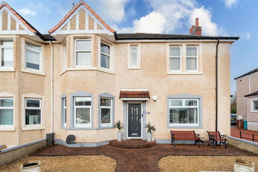 Property photo 2 of 15 v2.Jpg