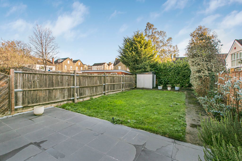 Property photo 2 of 19 15_44513