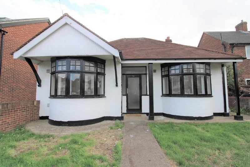 Property photo 1 of 5 Bungalow
