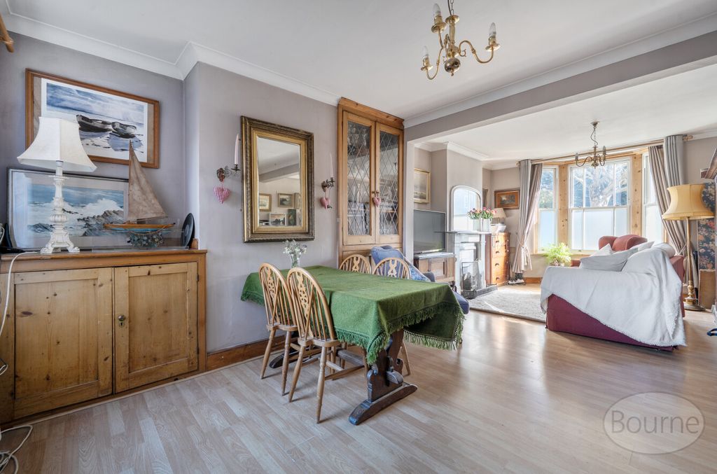 Property photo 2 of 10 c1Ff5F03-30A1-43A...