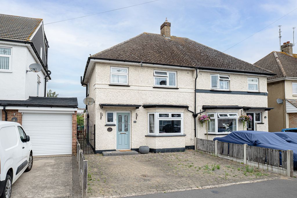 Property photo 1 of 31