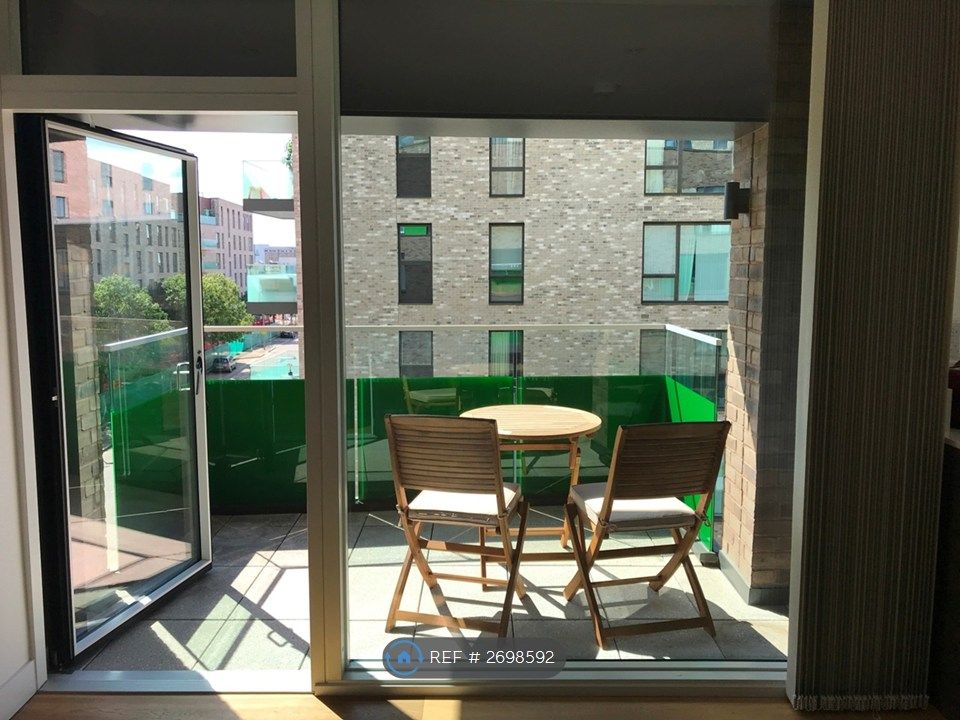 Property photo 3 of 18 Balcony