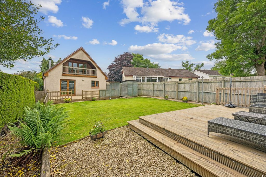 Property photo 1 of 35