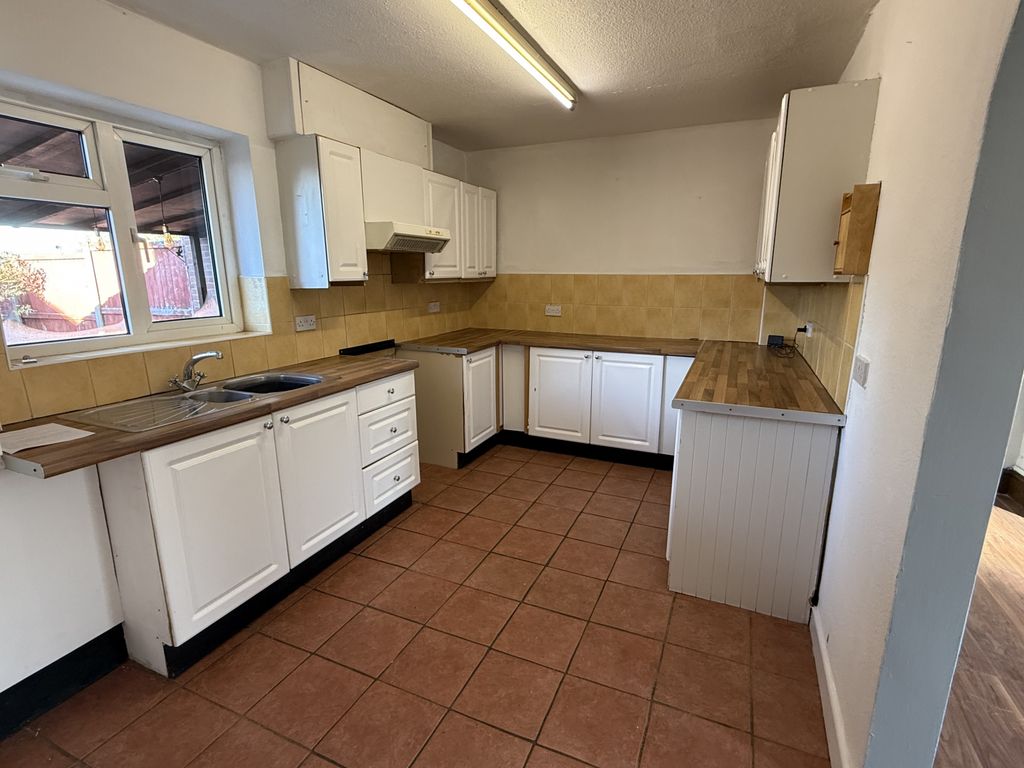 Property photo 3 of 15 Gallery