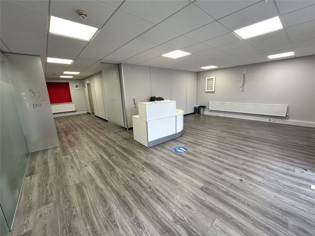 Property photo 2 of 5 Picture No. 02