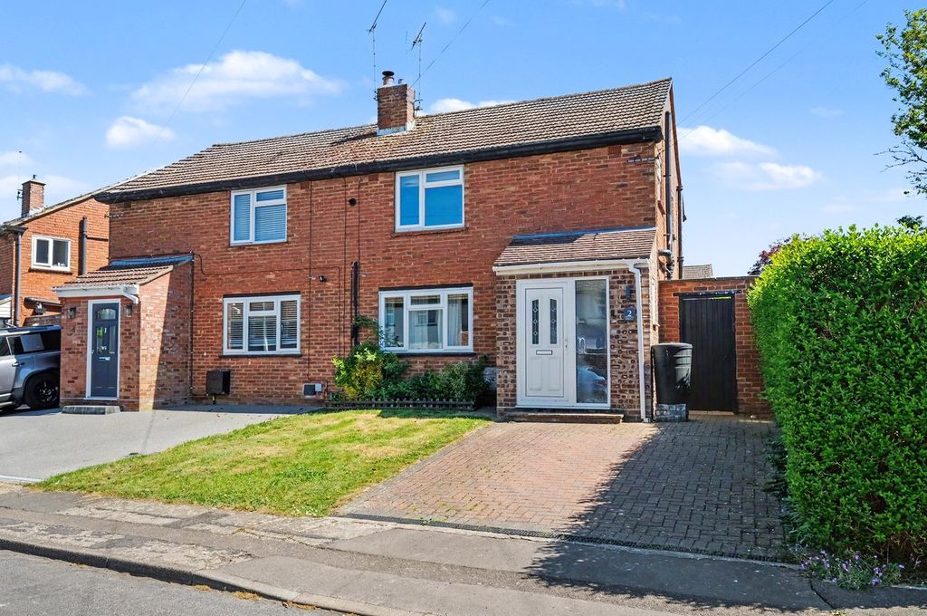 Property photo 1 of 11