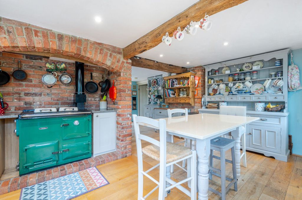 Property photo 3 of 24